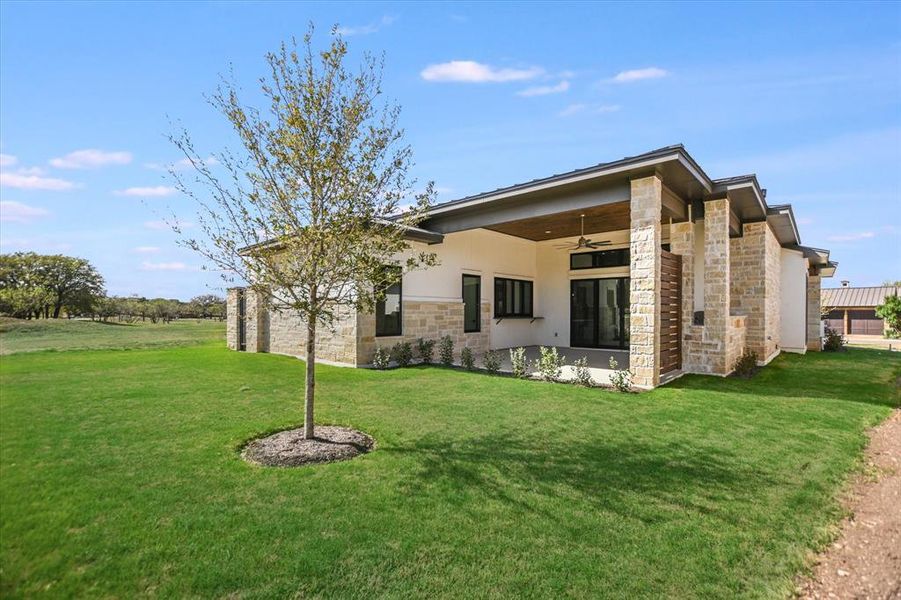 Exterior details and patio area of a home in , Horseshoe Bay (Image 25).