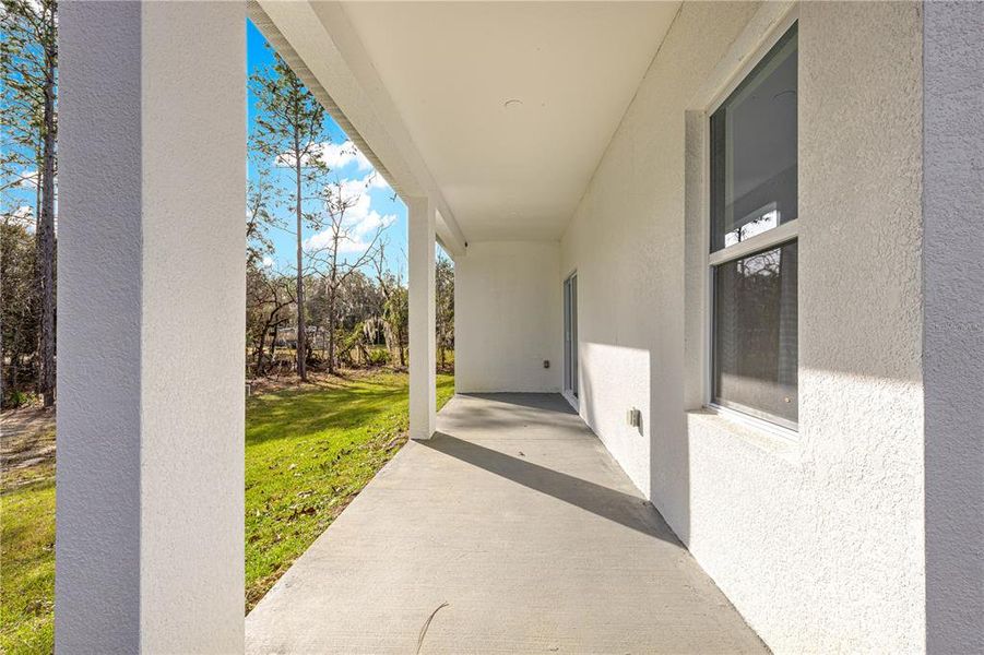 Exterior details and patio area of a home in , Dunnellon (Image 29). Exterior details and patio area of a home in , Dunnellon (Image 29).