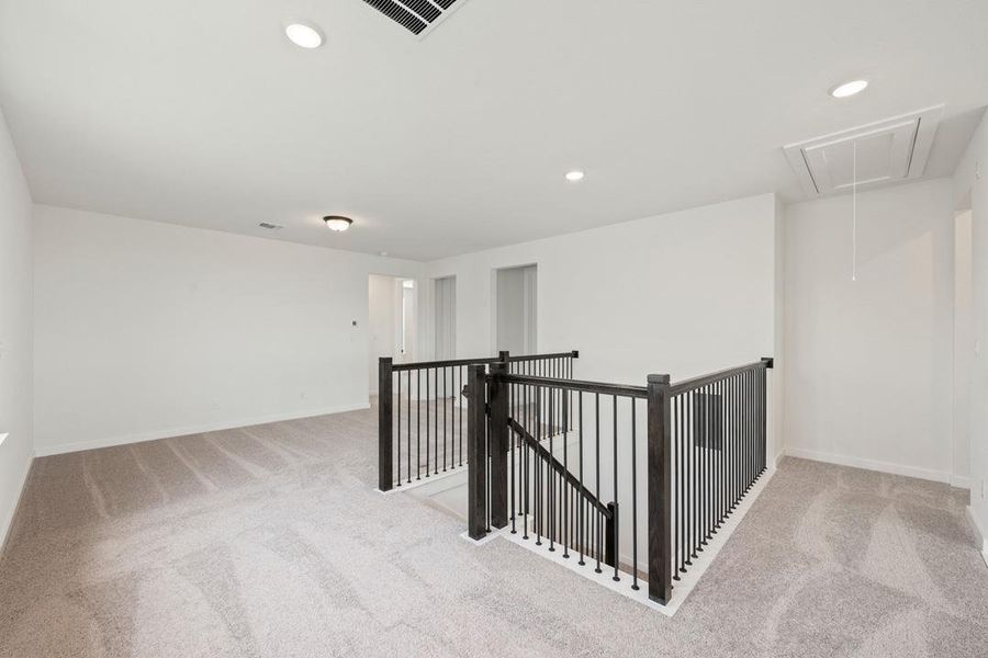 Spacious, unfurnished interior of a new home in Heritage, Dripping Springs (Image 36). Spacious, unfurnished interior of a new home in Heritage, Dripping Springs (Image 36).
