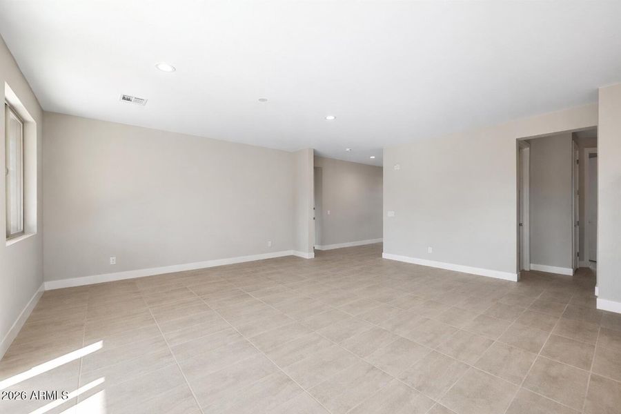 021-Living Room-Fixed