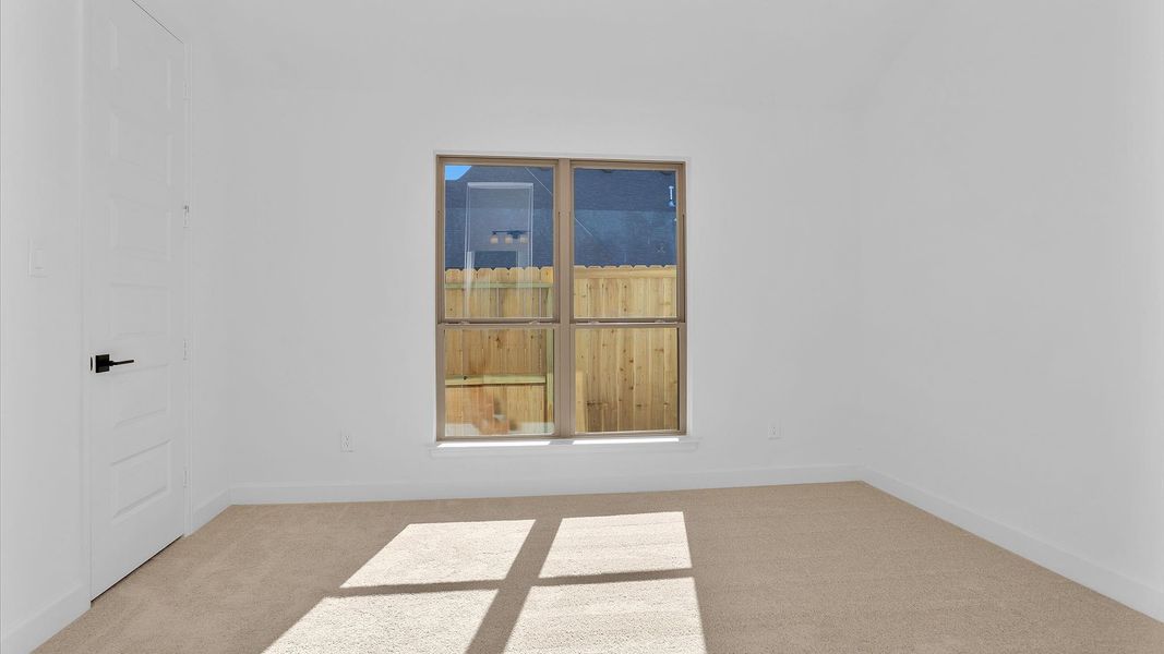 Spacious, unfurnished interior of a new home in Jordan Ranch, Fulshear (Image 11).