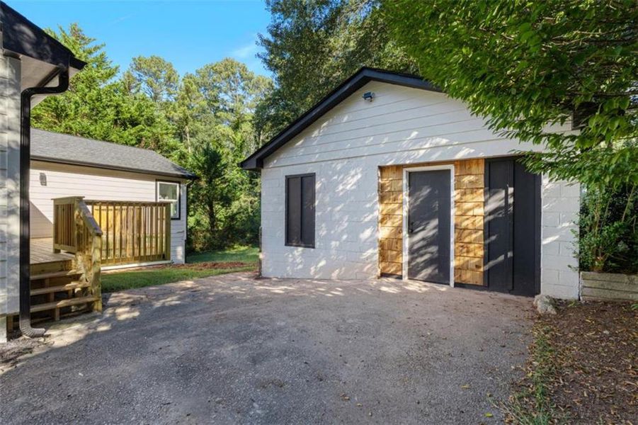 Image 34 of a home in .