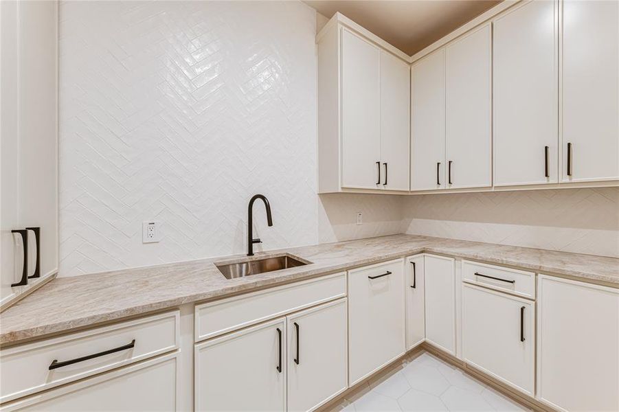 Image 28 of a home in .