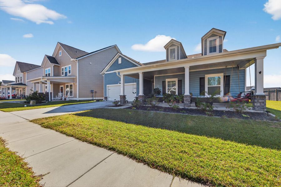 Community amenities in Azalea Ridge at Summers Corner: Arbor Collection, Summerville (Image 39).