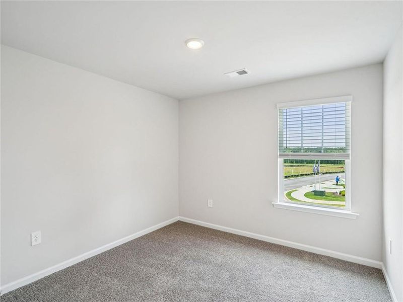 Spacious, unfurnished interior of a new home in , Conyers (Image 11).