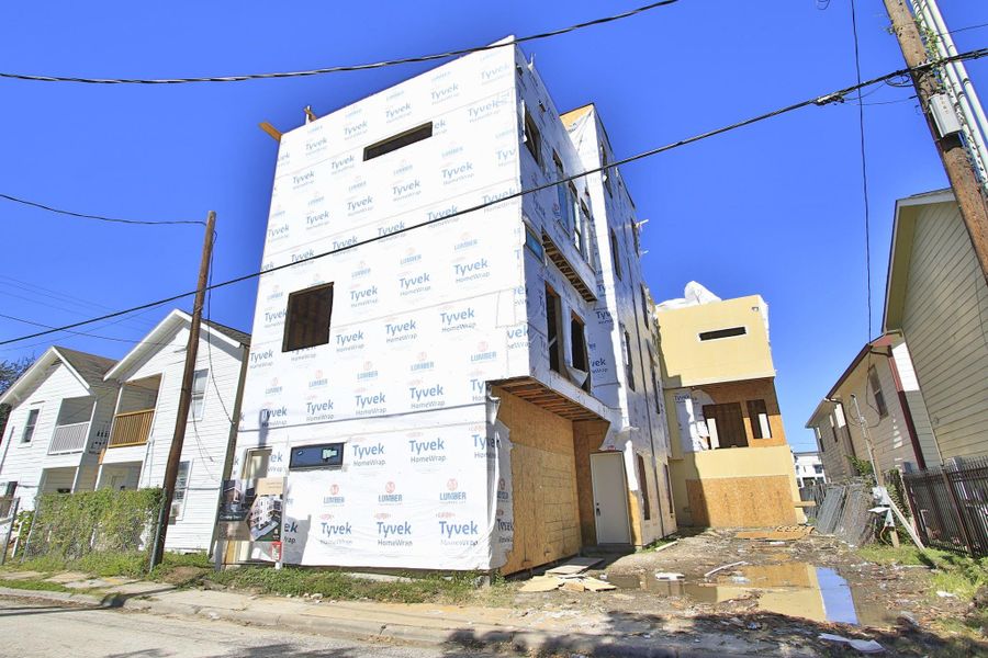 Image 42 of a home in . Image 42 of a home in .