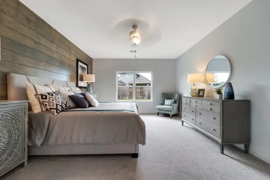 Furnished interior view inside a new home in Bay Creek, Baytown (Image 20).