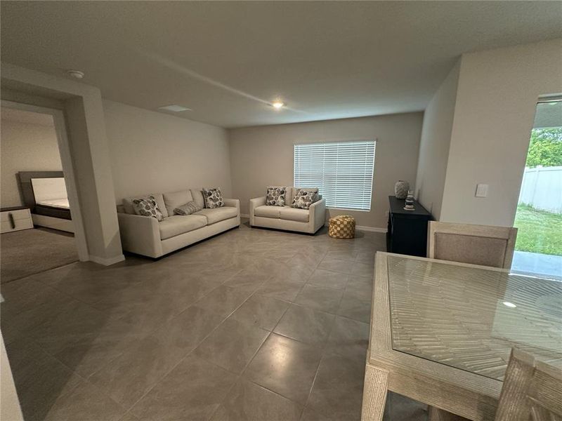 Furnished interior view inside a new home in Silverstone North, Palmetto (Image 30).
