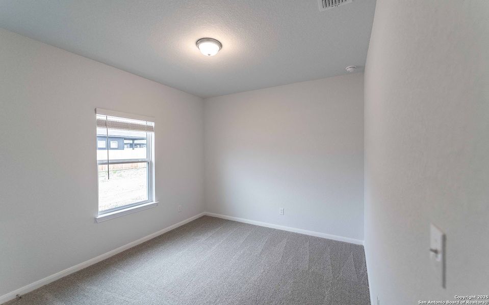 Spacious, unfurnished interior of a new home in Morgan Meadows, San Antonio (Image 10).