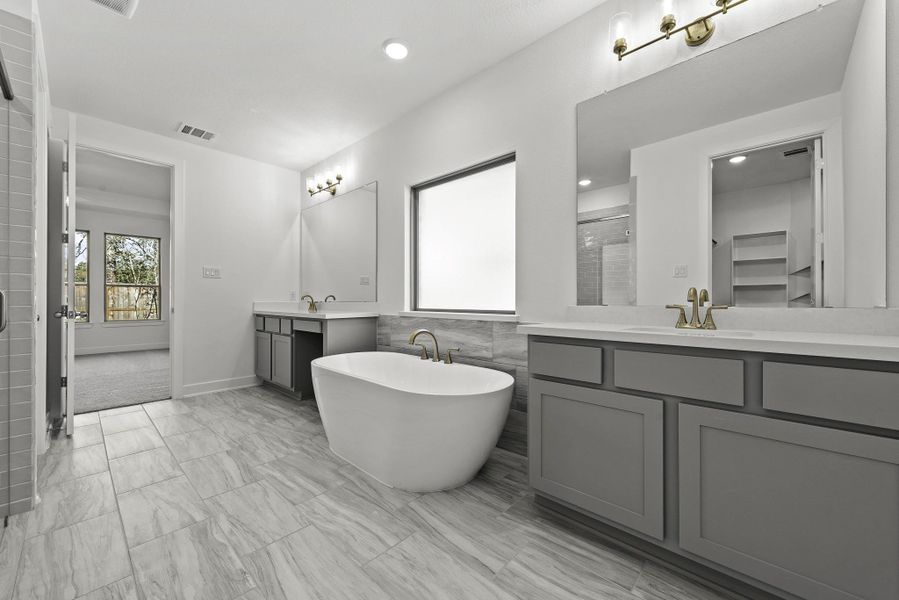 Representative image. Features, specifications, selections and colors may vary.