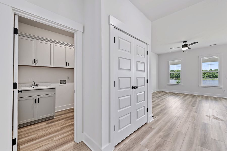 Spacious, unfurnished interior of a new home in Arcadia, Myrtle Beach (Image 36). Spacious, unfurnished interior of a new home in Arcadia, Myrtle Beach (Image 36).