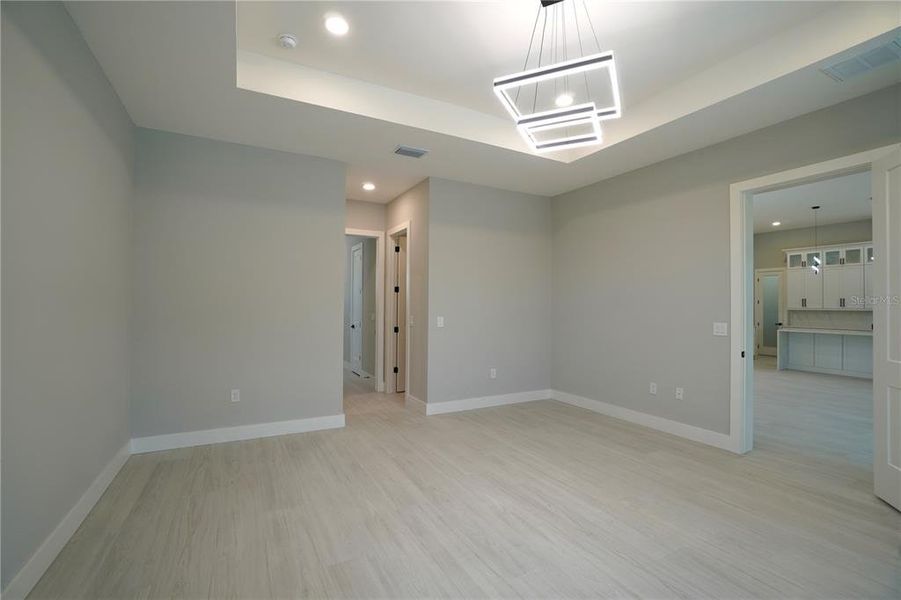 Spacious, unfurnished interior of a new home in , Rotonda West (Image 47).