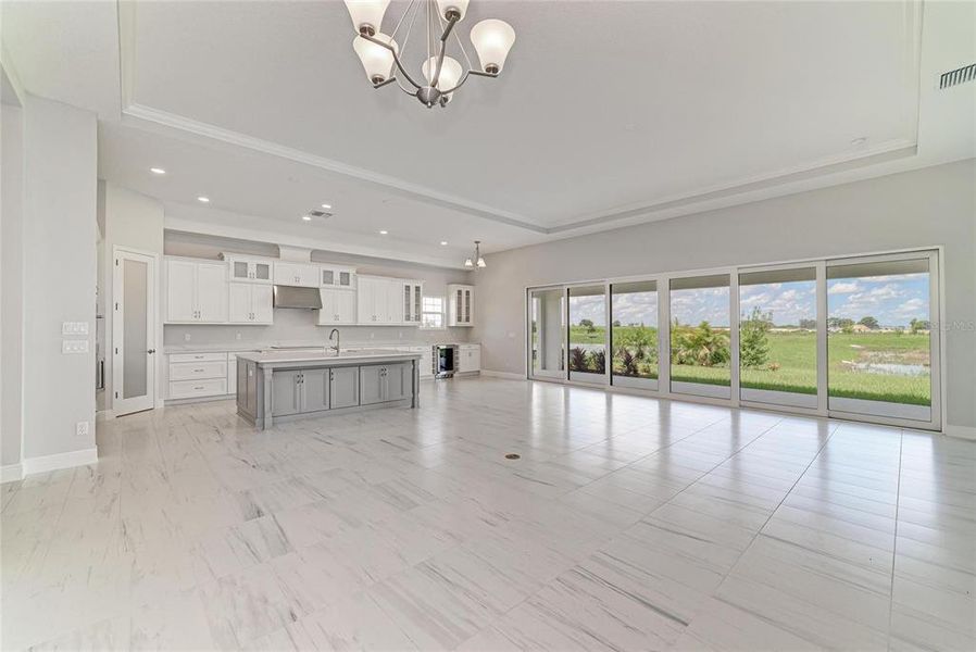 Spacious, unfurnished interior of a new home in Mirada, San Antonio (Image 22).