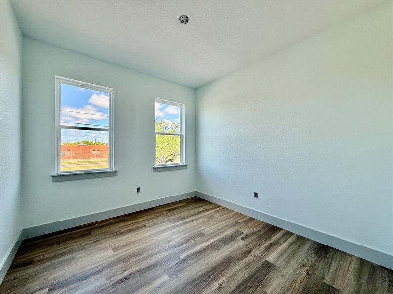 Spacious, unfurnished interior of a new home in , Mineral Wells (Image 27).