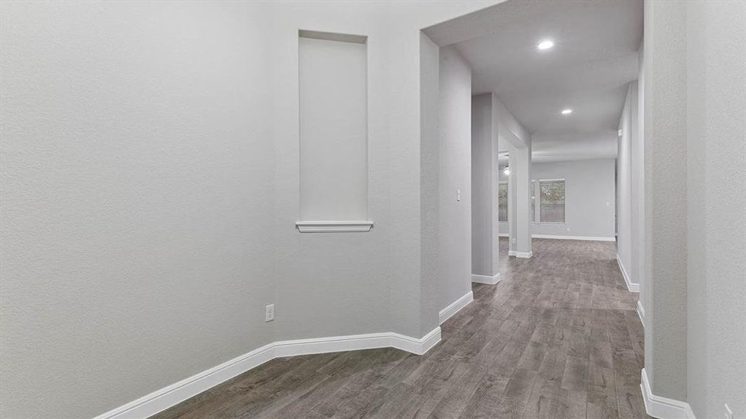 Spacious, unfurnished interior of a new home in Lakeview Pointe, Grand Prairie (Image 25). Spacious, unfurnished interior of a new home in Lakeview Pointe, Grand Prairie (Image 25).