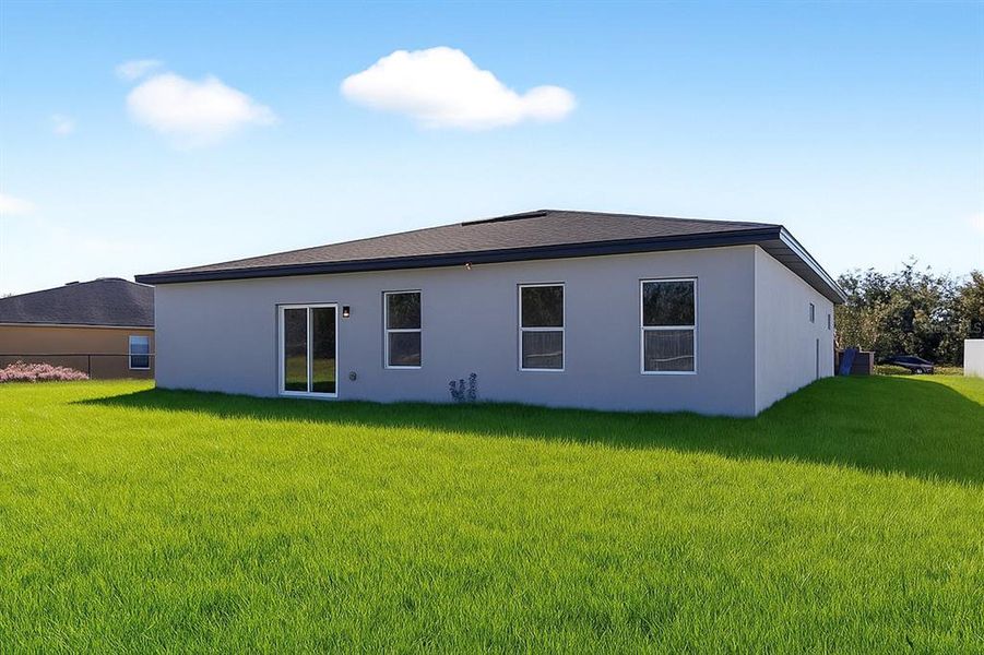 Exterior details and patio area of a home in , Ocala (Image 3).