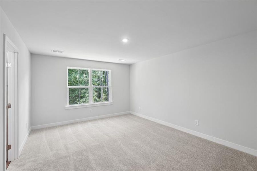 Spacious, unfurnished interior of a new home in Crescent Cove, Summerville (Image 11). Spacious, unfurnished interior of a new home in Crescent Cove, Summerville (Image 11).