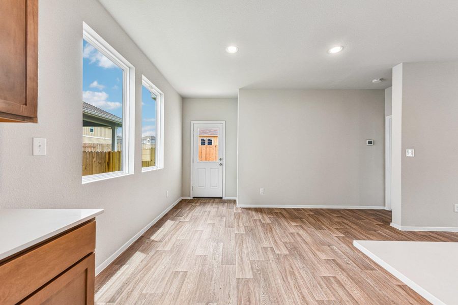 Spacious, unfurnished interior of a new home in Edgebrooke, Pflugerville (Image 16). Spacious, unfurnished interior of a new home in Edgebrooke, Pflugerville (Image 16).