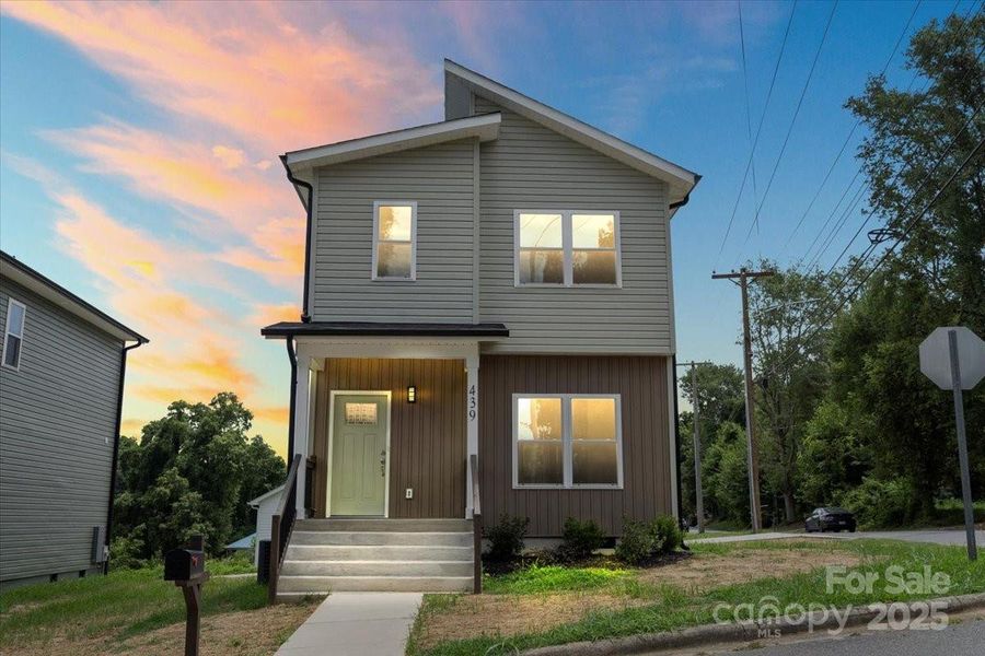 Front exterior of a new home in , Gastonia, NC, highlighting curb appeal (Image 19).