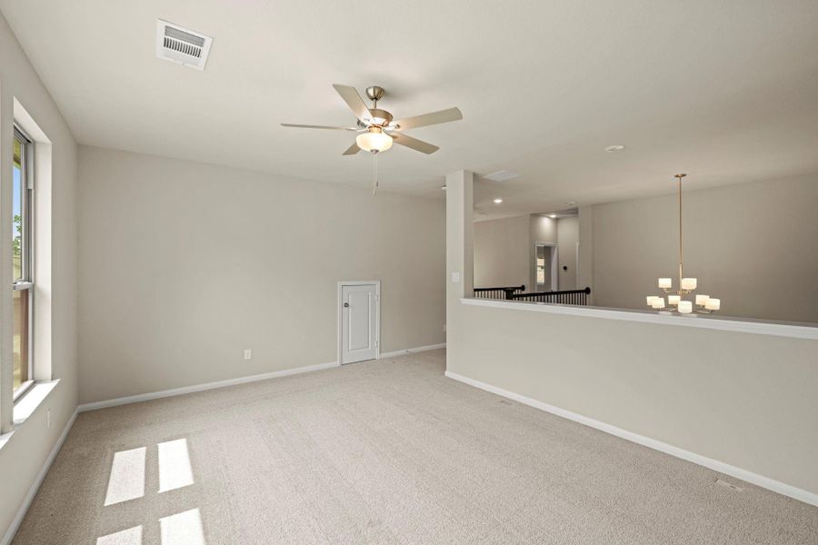 Spacious, unfurnished interior of a new home in Two Step Farm, Montgomery (Image 25).