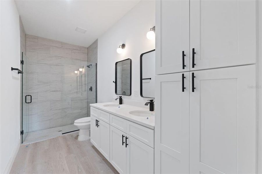 Furnished interior view inside a new home in , Ocala (Image 10).