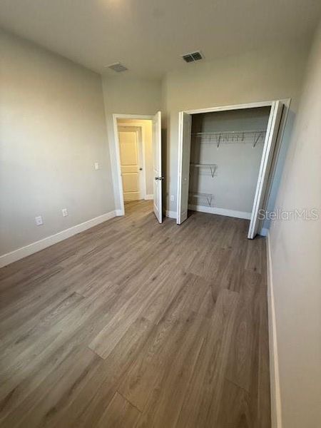 Spacious, unfurnished interior of a new home in , Winter Garden (Image 72).