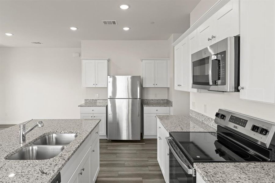 07. 1508 Lake Alpine - Kitchen (4)