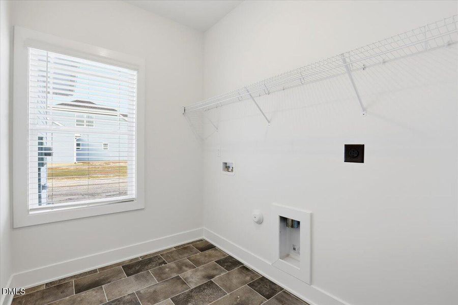 36-106 Manchester Ct-36 36-106 Manchester Ct-36