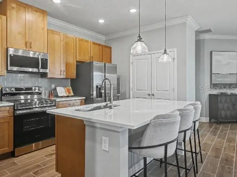 Furnished interior view inside a new home in Oakstone Farms, Leesburg (Image 6).