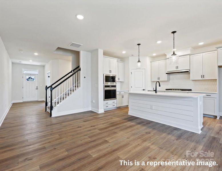 Image 8 of a home in North Creek Village.