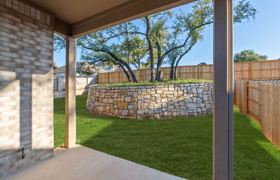Exterior details and patio area of a home in Crescent Bluff, Georgetown (Image 4).