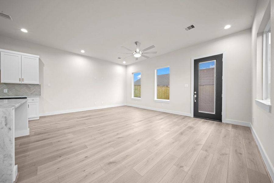 Spacious, unfurnished interior of a new home in , Houston (Image 17). Spacious, unfurnished interior of a new home in , Houston (Image 17).