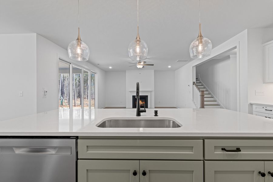 Representative interior finishes for a home built from the The Hampton by RobuckHomes in Baylee Ridge, Selma (Image 23). Representative interior finishes for a home built from the The Hampton by RobuckHomes in Baylee Ridge, Selma (Image 23).
