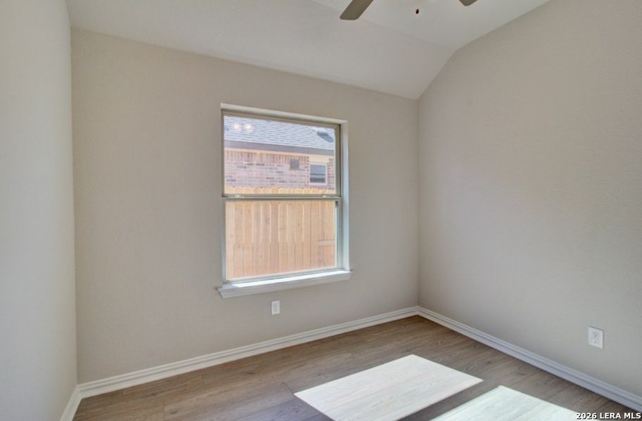 Spacious, unfurnished interior of a new home in Clear Creek, New Braunfels (Image 20).