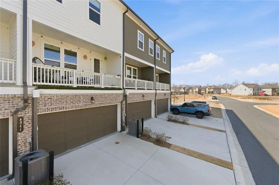 Exterior details and patio area of a home in , Duluth (Image 25).