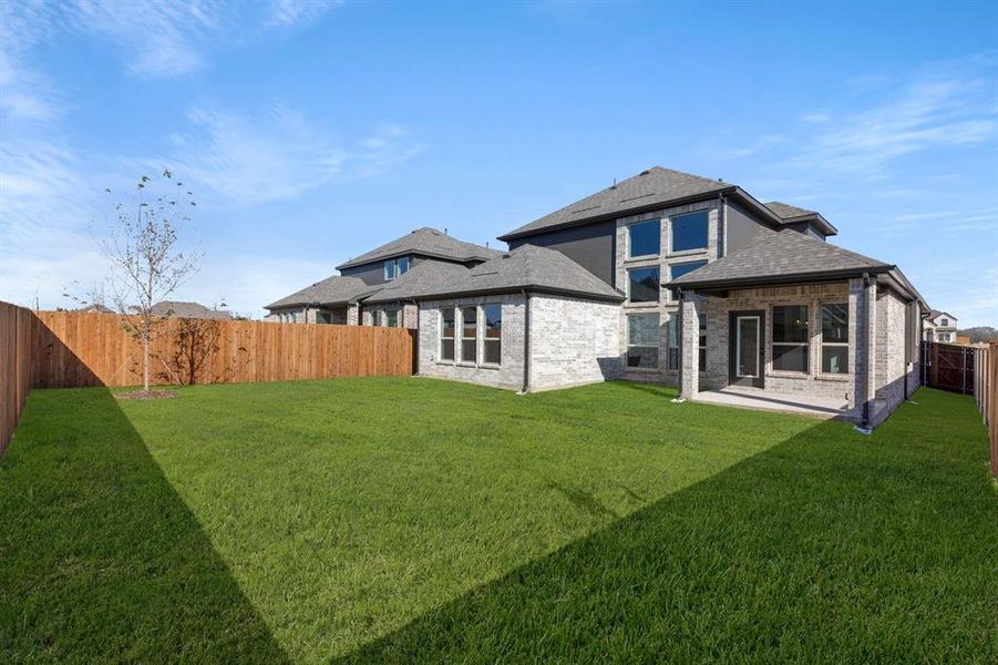 Exterior details and patio area of a home in Brookfield, Melissa (Image 25). Exterior details and patio area of a home in Brookfield, Melissa (Image 25).