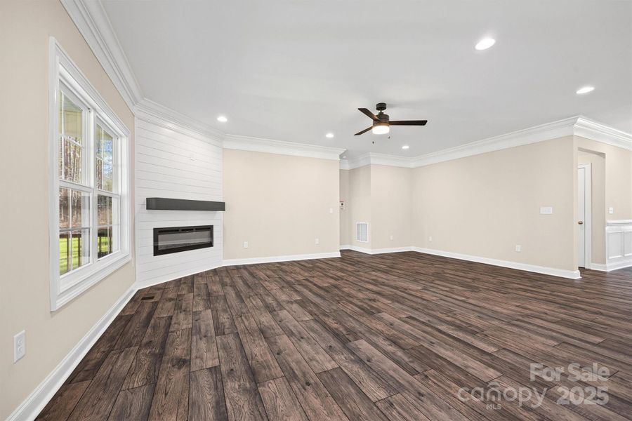 Spacious, unfurnished interior of a new home in , Rock Hill (Image 15).
