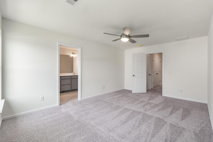 Spacious, unfurnished interior of a new home in The Landings at Montague, Goose Creek (Image 15). Spacious, unfurnished interior of a new home in The Landings at Montague, Goose Creek (Image 15).
