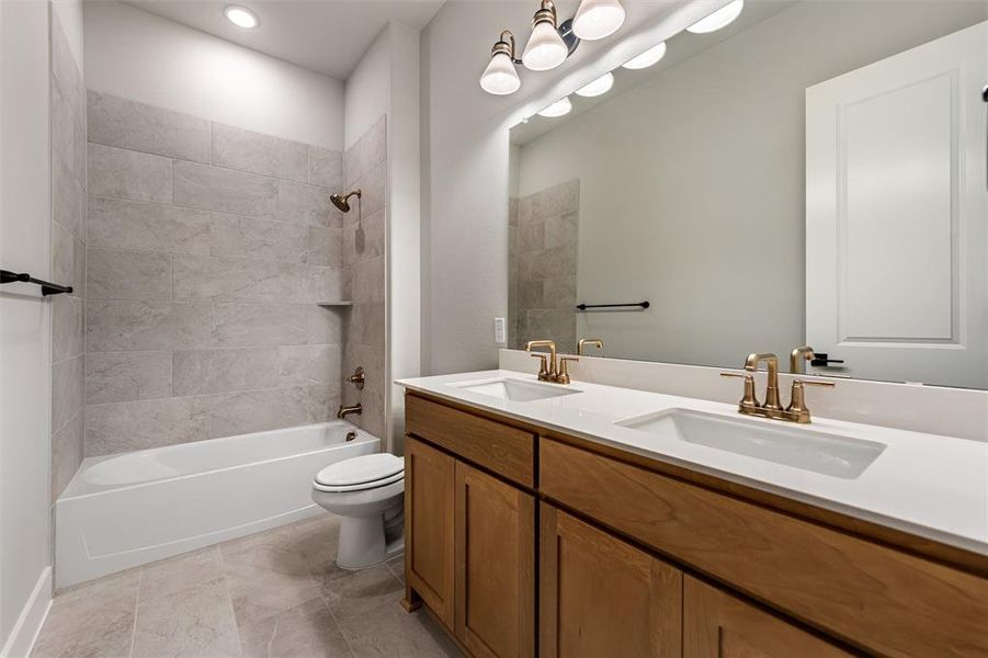 Furnished interior view inside a new home in Rocky Top, Krum (Image 15). Furnished interior view inside a new home in Rocky Top, Krum (Image 15).