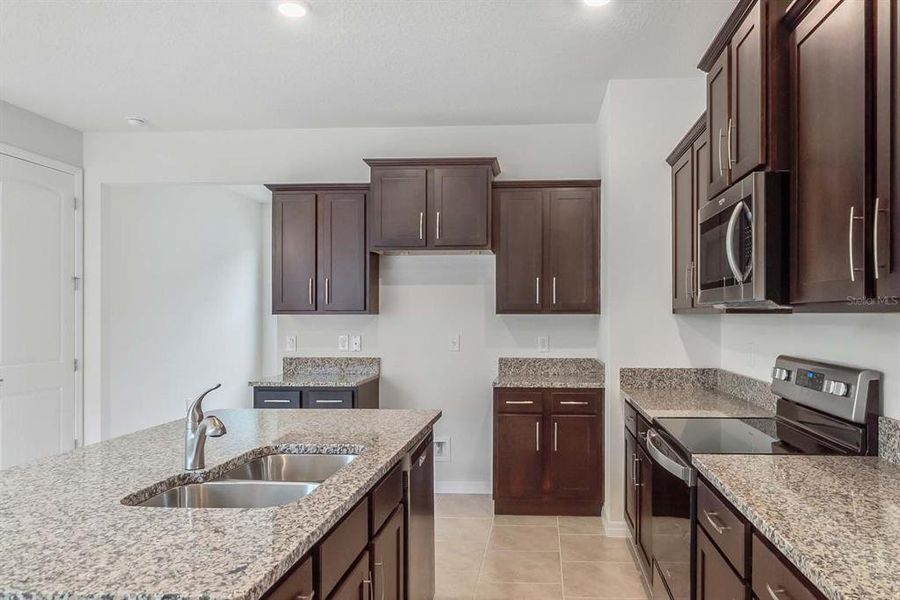 Furnished interior view inside a new home in Lakes of Mount Dora, Mount Dora (Image 2).