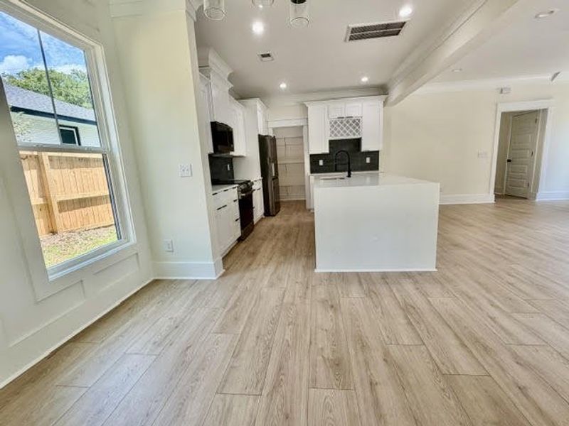 Spacious, unfurnished interior of a new home in , North Charleston (Image 61). Spacious, unfurnished interior of a new home in , North Charleston (Image 61).