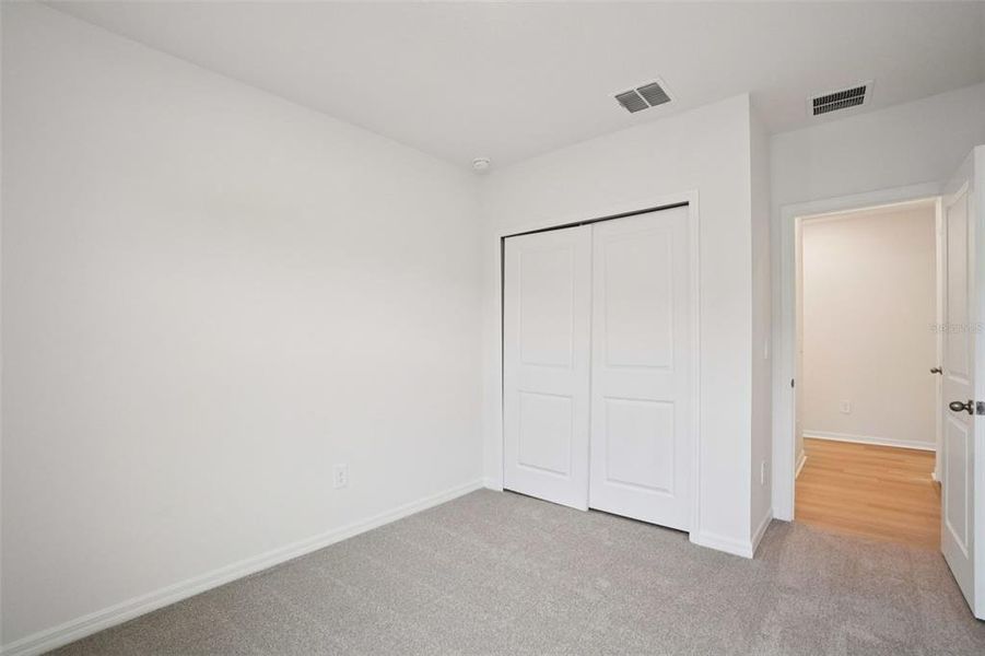 Spacious, unfurnished interior of a new home in Leyland Preserve - Classic Series, Brooksville (Image 14).