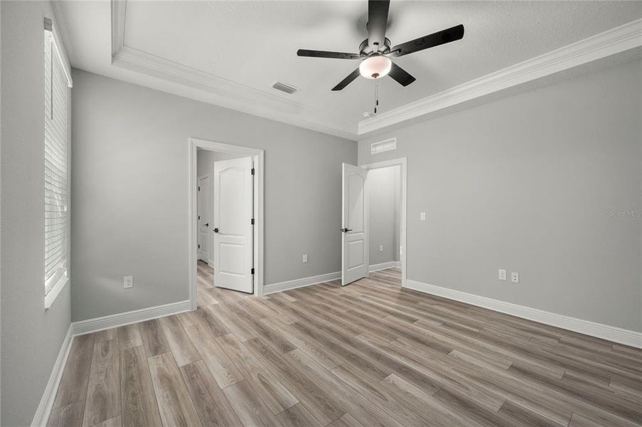 Spacious, unfurnished interior of a new home in Reunion Village, Kissimmee (Image 6). Spacious, unfurnished interior of a new home in Reunion Village, Kissimmee (Image 6).