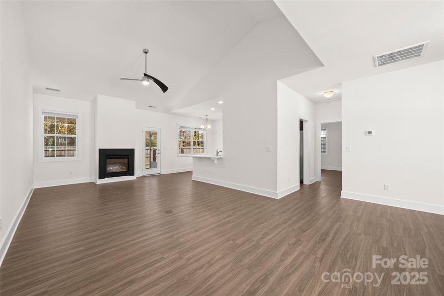 Spacious, unfurnished interior of a new home in , Hendersonville (Image 37). Spacious, unfurnished interior of a new home in , Hendersonville (Image 37).