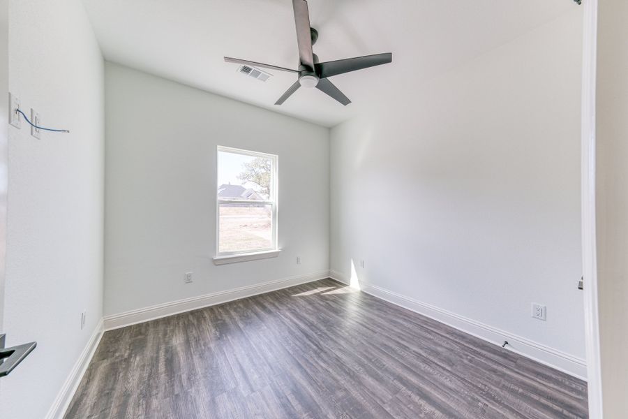 Representative unfurnished interior of a home built from the Lucas by Zeal Home Builders in Echo Grove, Poolville (Image 127).