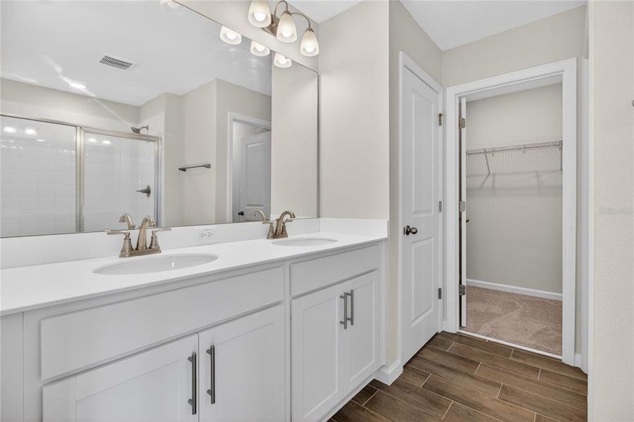 Furnished interior view inside a new home in Seasons at Forest Creek, Haines City (Image 18).
