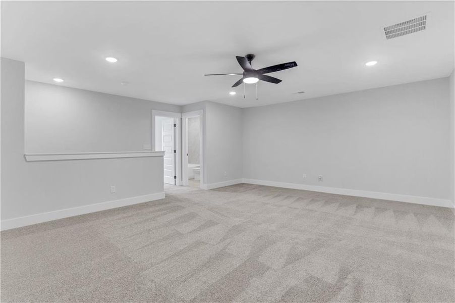 Spacious, unfurnished interior of a new home in Arbor West, Dawsonville (Image 35).