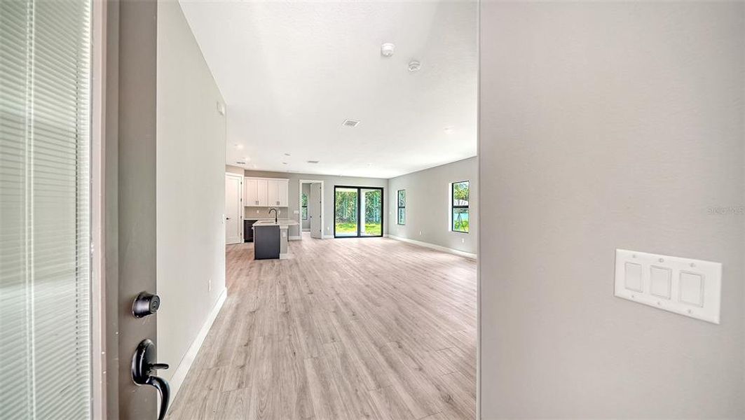 Spacious, unfurnished interior of a new home in , North Port (Image 23).