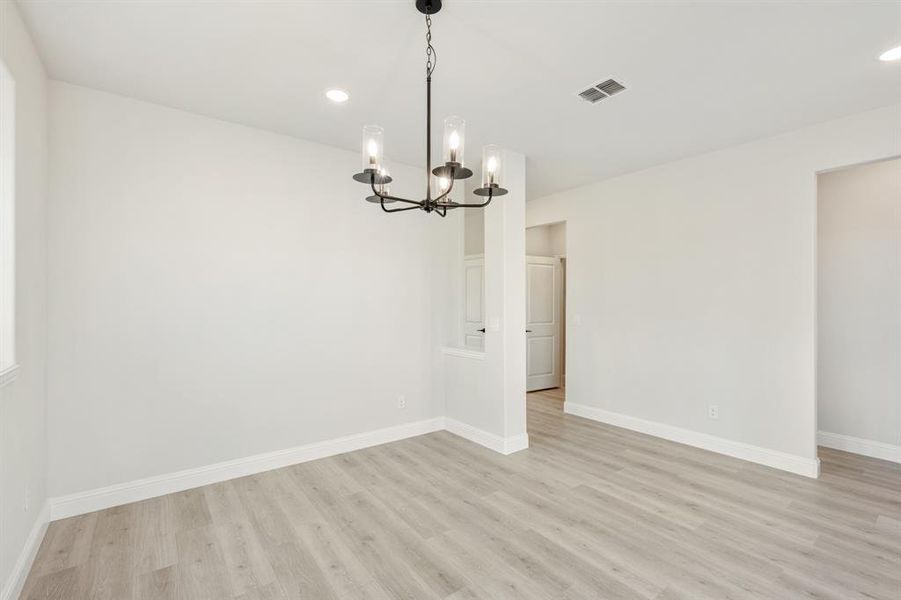 Spacious, unfurnished interior of a new home in West Crossing, Anna (Image 38).