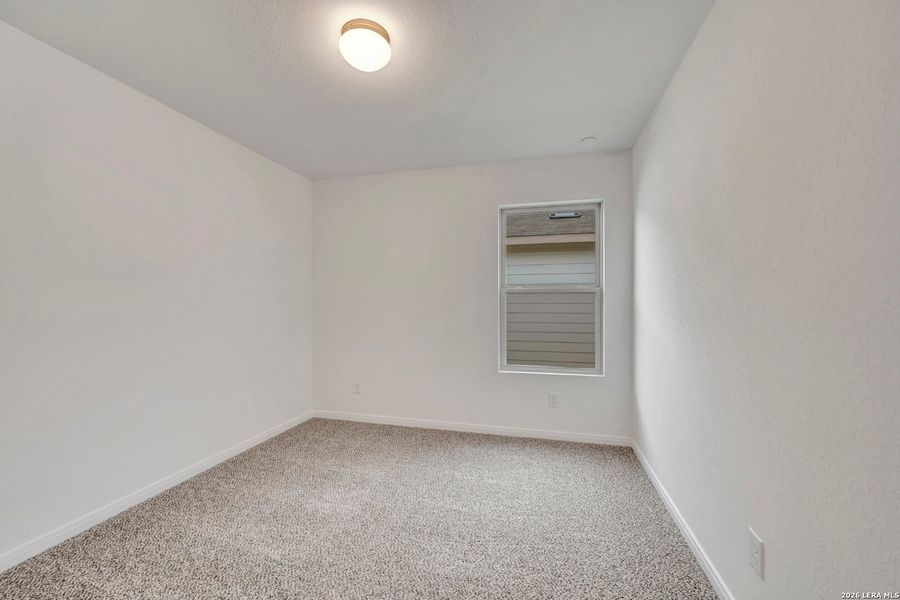 Spacious, unfurnished interior of a new home in Greenspoint Heights, Seguin (Image 33).